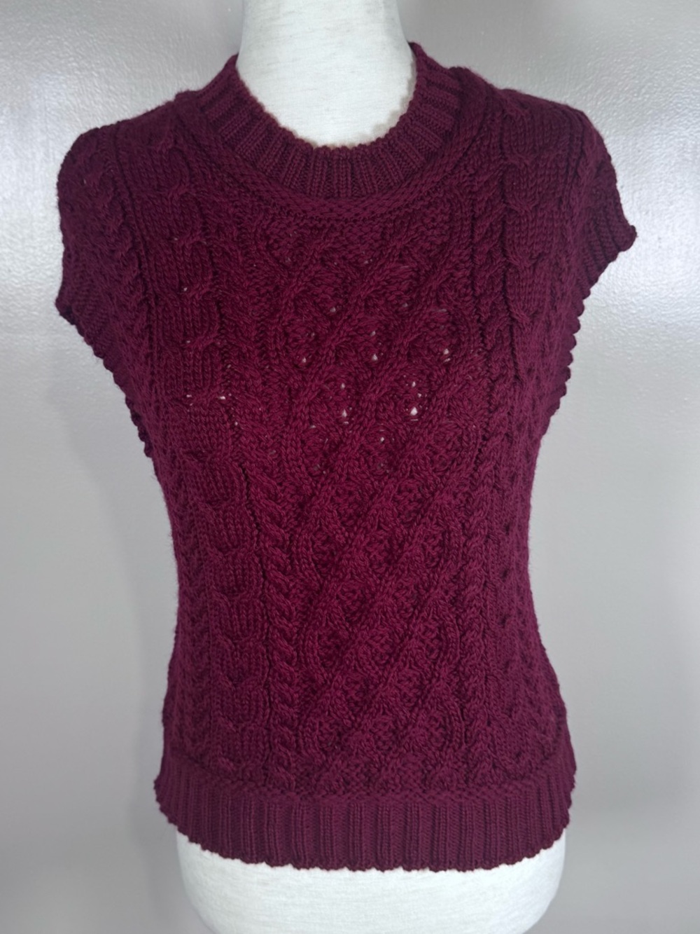 Aran Sweater Market Cable Knit 100% Wool Irish Short Sleeve Crop Sweater XS NEW
